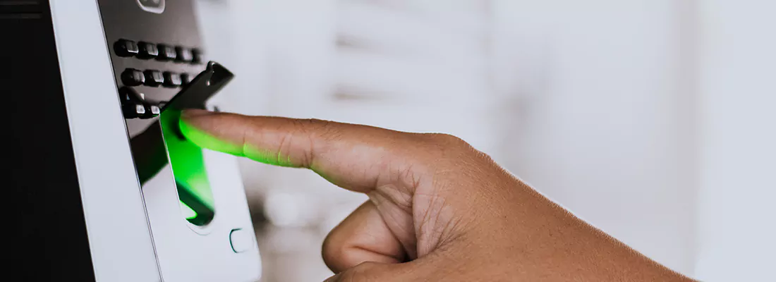 Smart Gate Locks with Remote Access Features in Riviera Beach, FL